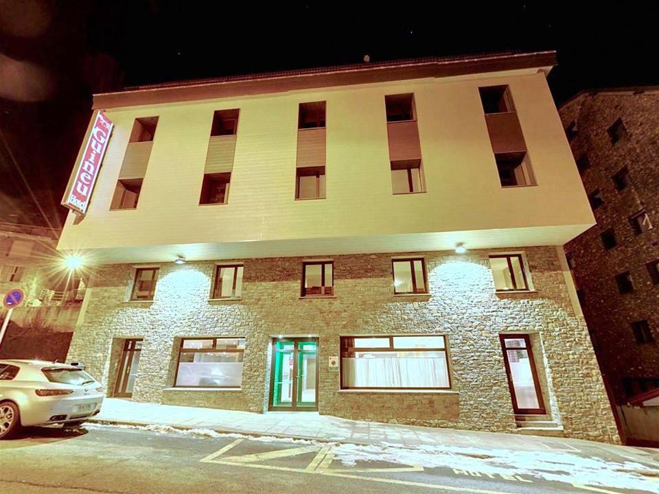 Hotel Guineu Pas De La Casa Ngoại thất bức ảnh