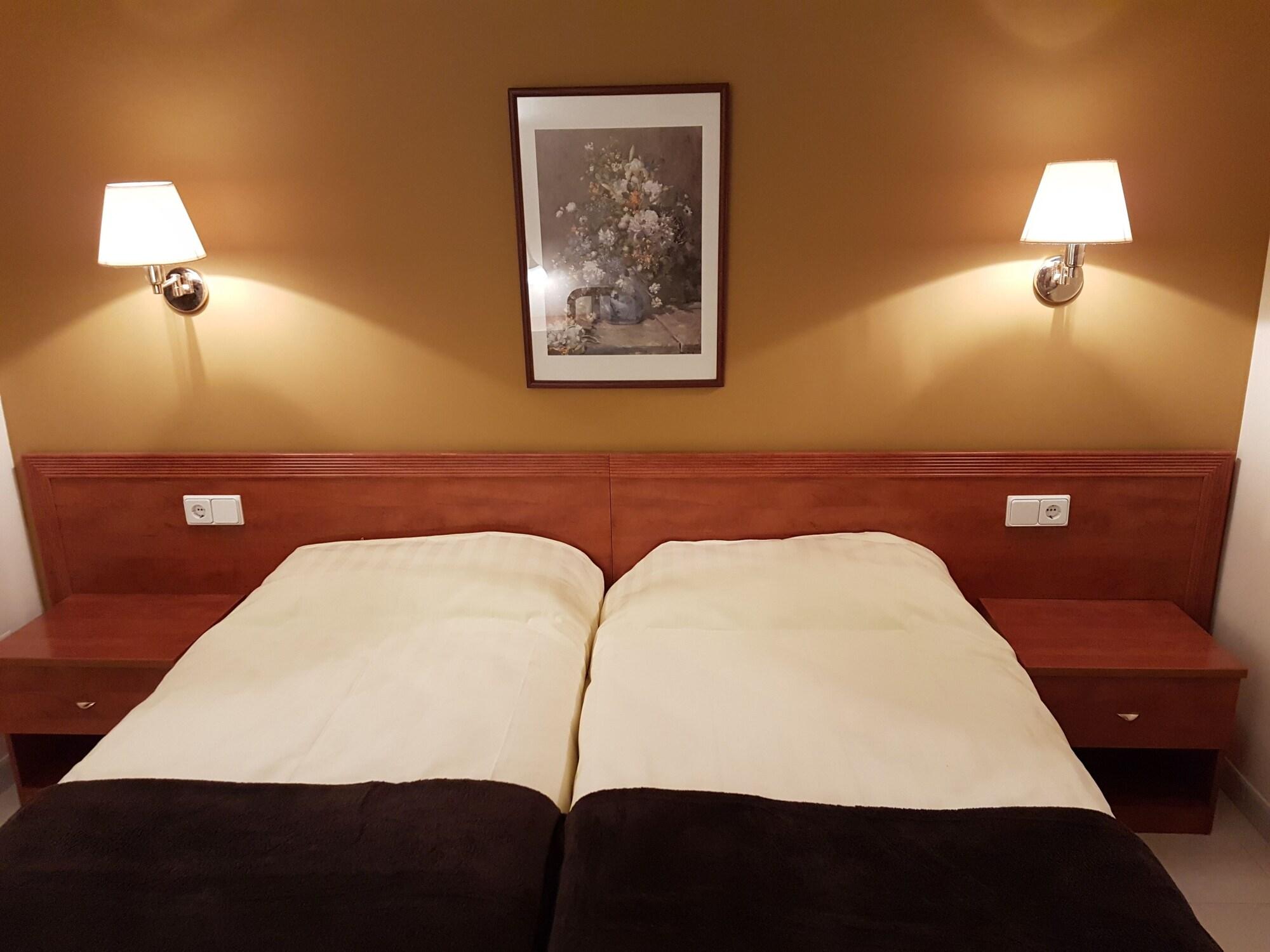 Hotel Guineu Pas De La Casa Ngoại thất bức ảnh