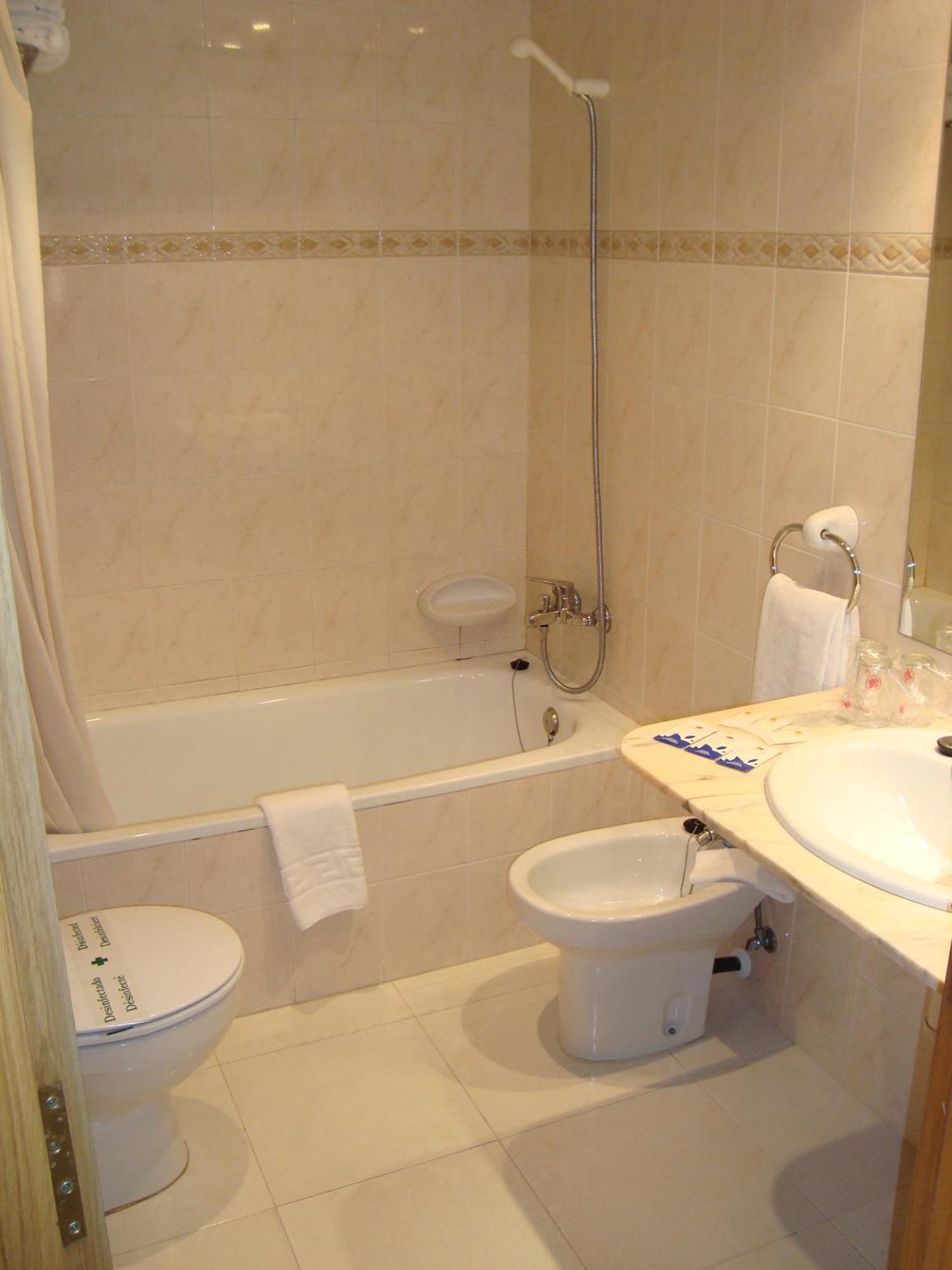 Hotel Guineu Pas De La Casa Ngoại thất bức ảnh